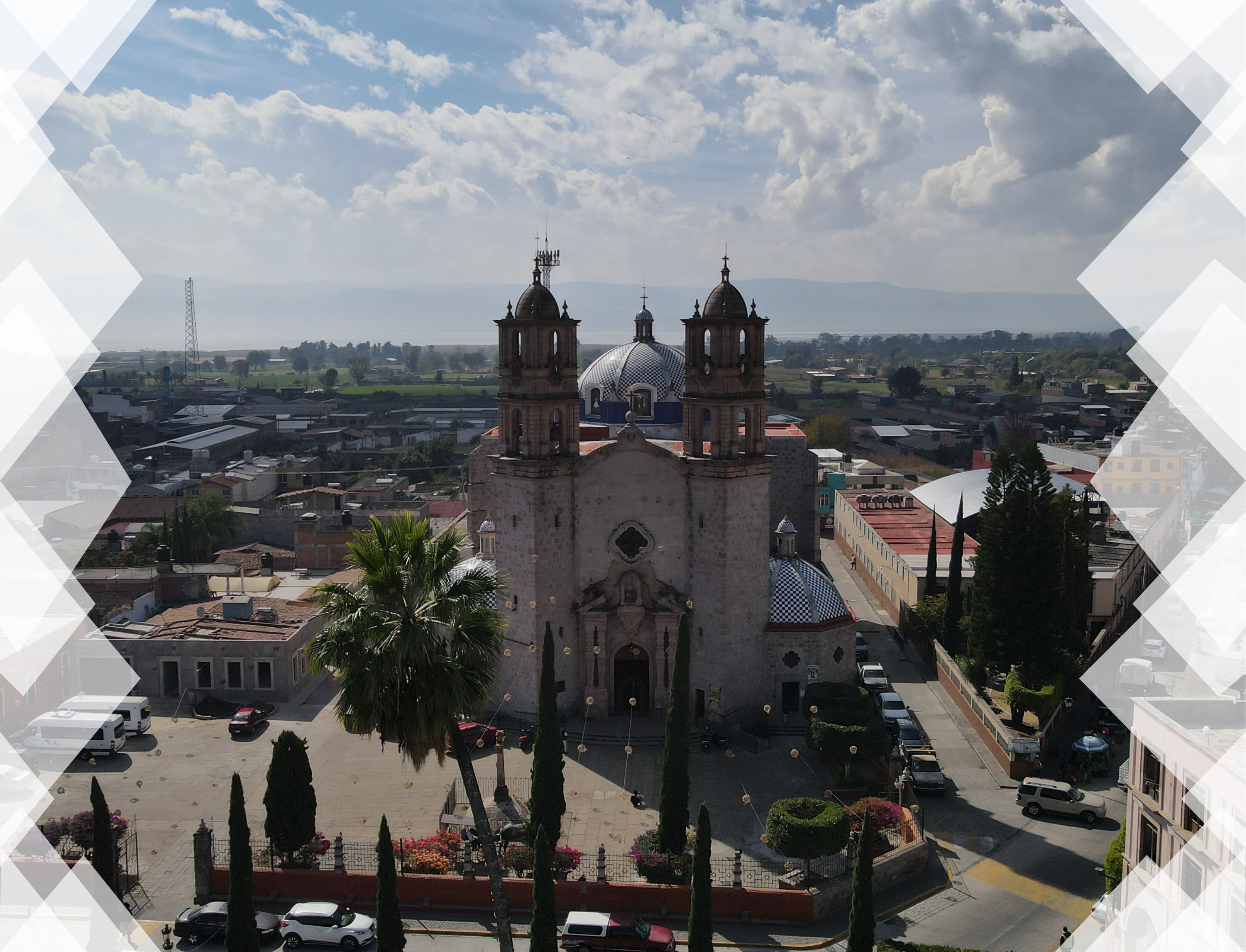 Templo y Panorama de Huandacareo